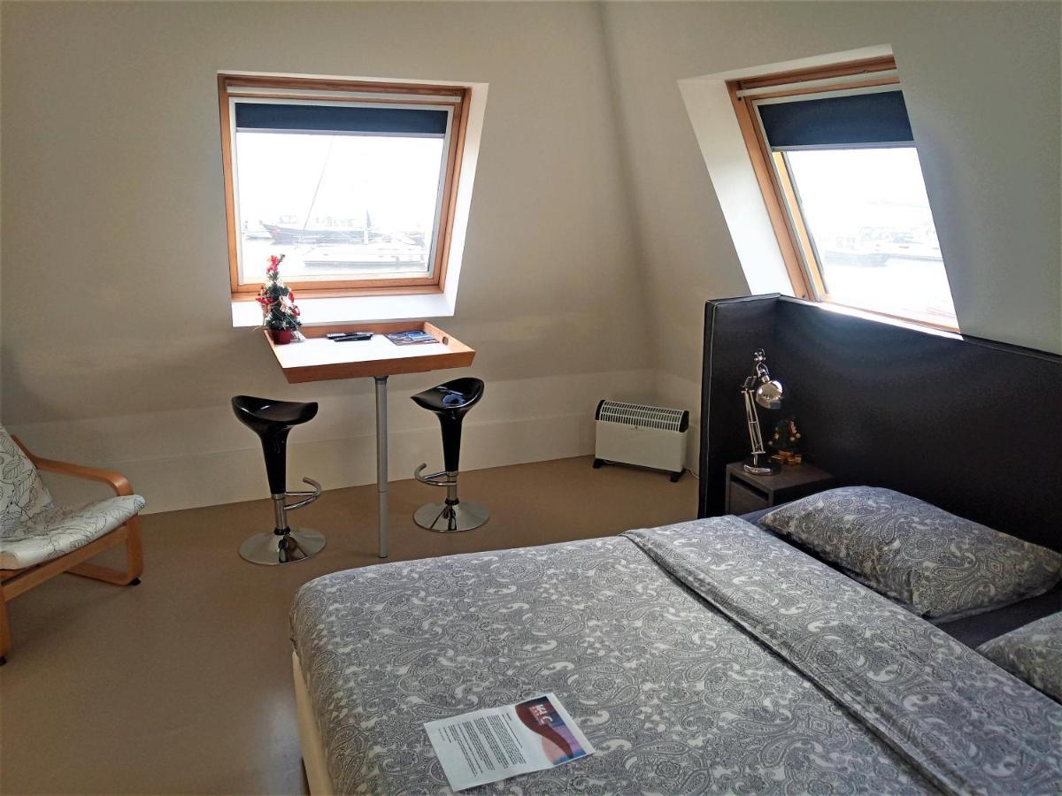 Kaap Hoorn Club Bed En Breakfast Exteriör bild